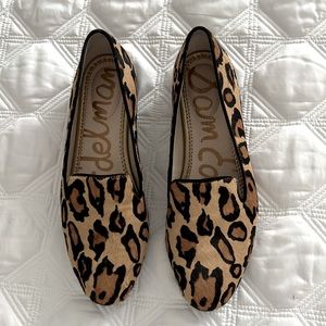 Versatile animal print loafers, size 8